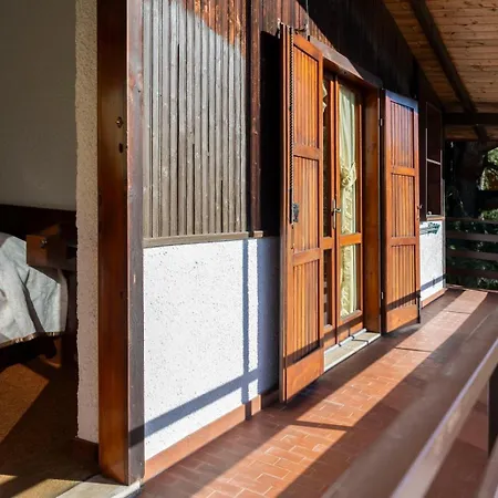 Da Vanda E Dino, Ospitar *