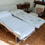 Da Vanda E Dino, Ospitar