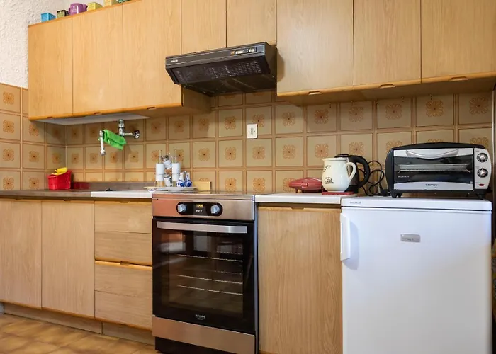 Da Vanda E Dino, Ospitar Apartamento